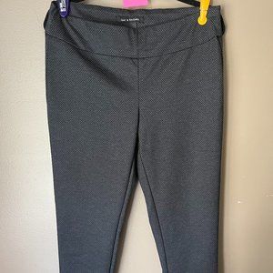 Black and grey patterned pull on ponte pant